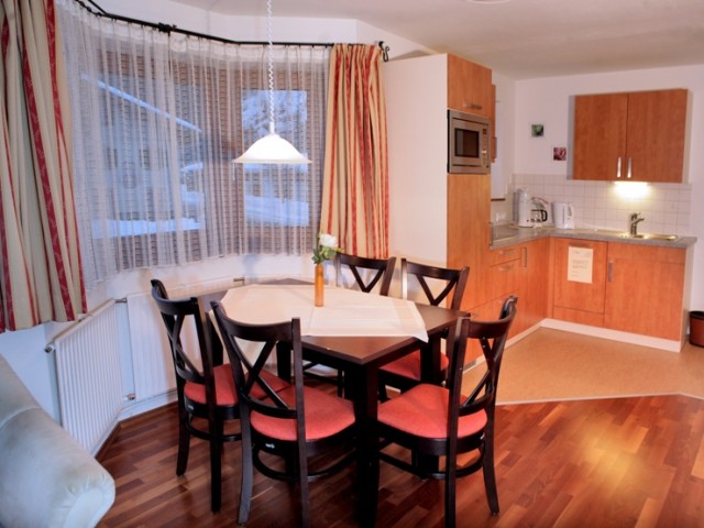 Pension Auer - Appartements mit Bergblick in Lofer